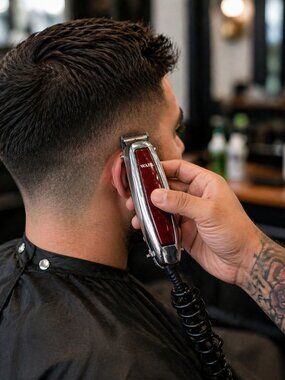 Wahl Professional 5 Star Detailer Adjustable Extra Wide T Blade Trimmer tested